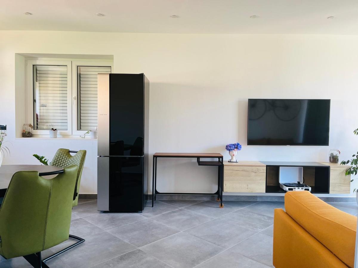 Kia Ora Apartment Trogir Kültér fotó