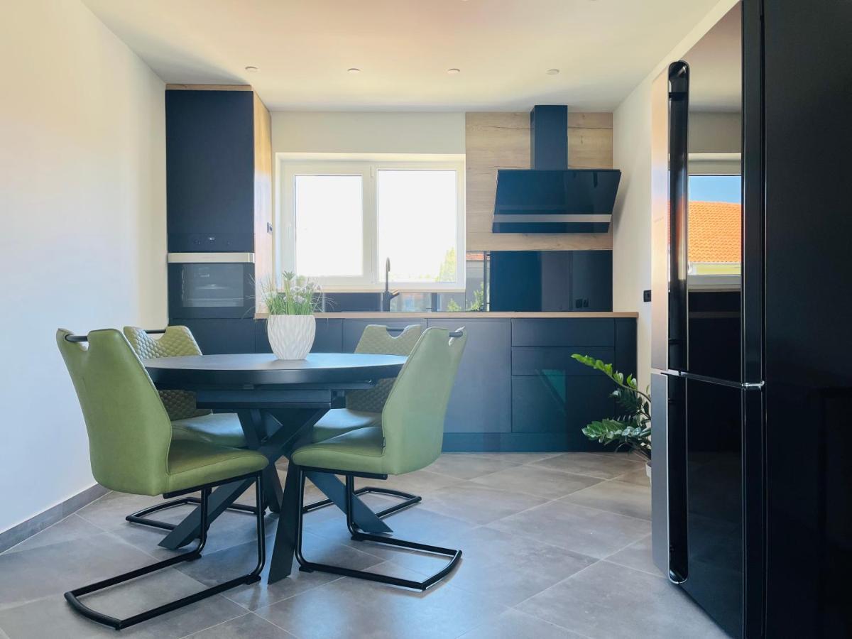 Kia Ora Apartment Trogir Kültér fotó