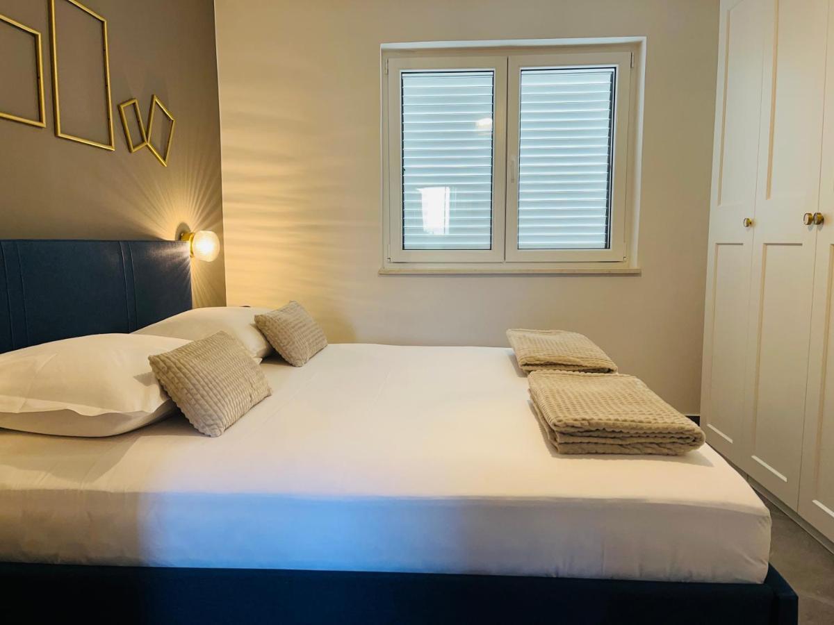 Kia Ora Apartment Trogir Kültér fotó