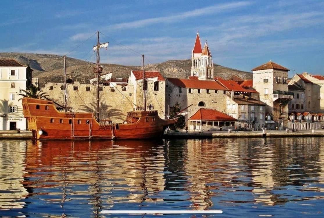 Kia Ora Apartment Trogir Kültér fotó